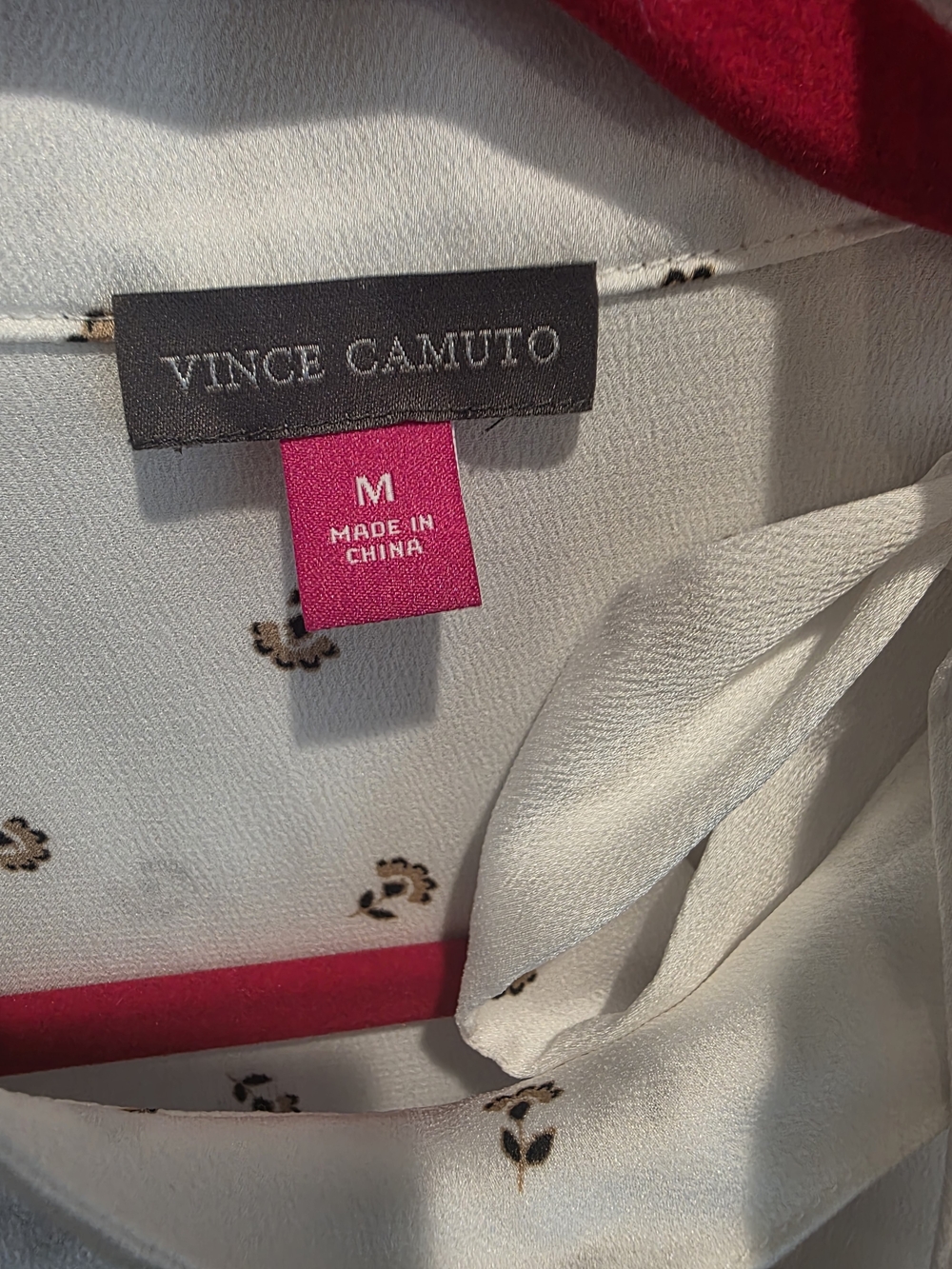 Vince Camuto Ivory Printed Bow-Tie Sleeveless Blouse - Picture 4 of 7
